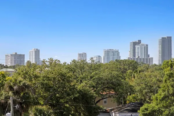 $1,100,000 | 2506 West Cleveland Street, Unit 10, Tampa, FL 33609
