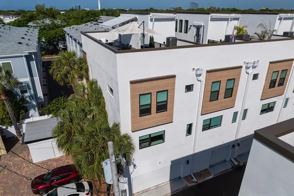 $1,100,000 | 2506 West Cleveland Street, Unit 10, Tampa, FL 33609
