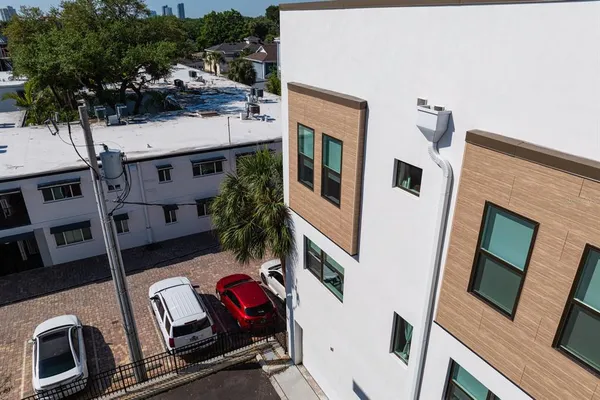 $1,100,000 | 2506 West Cleveland Street, Unit 10, Tampa, FL 33609