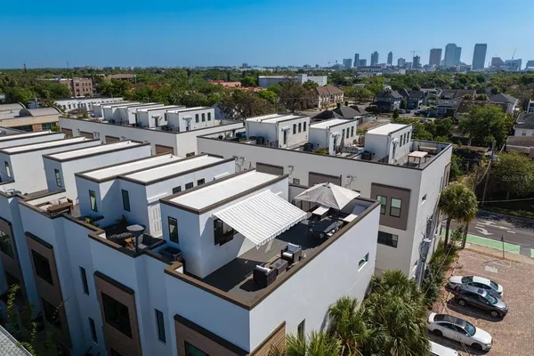 $1,100,000 | 2506 West Cleveland Street, Unit 10, Tampa, FL 33609