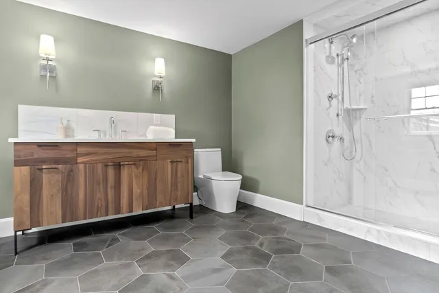 $4,395,000 | 58 Eastern Point Boulevard, Gloucester, MA 01930