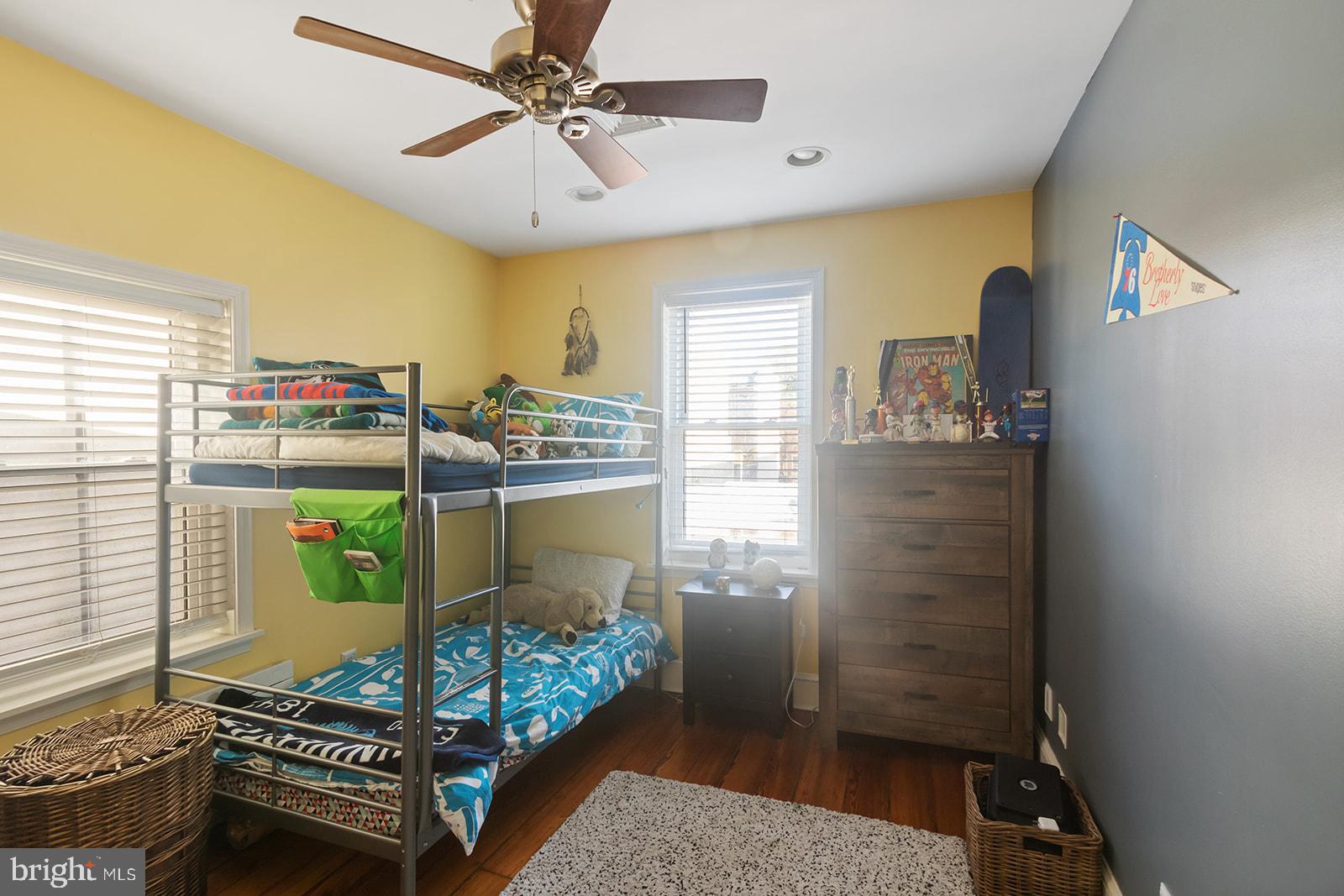 205 Carpenter Street Philadelphia, PA 19147 - Photo 11 of 28 Rear bedroom (2nd floor)
