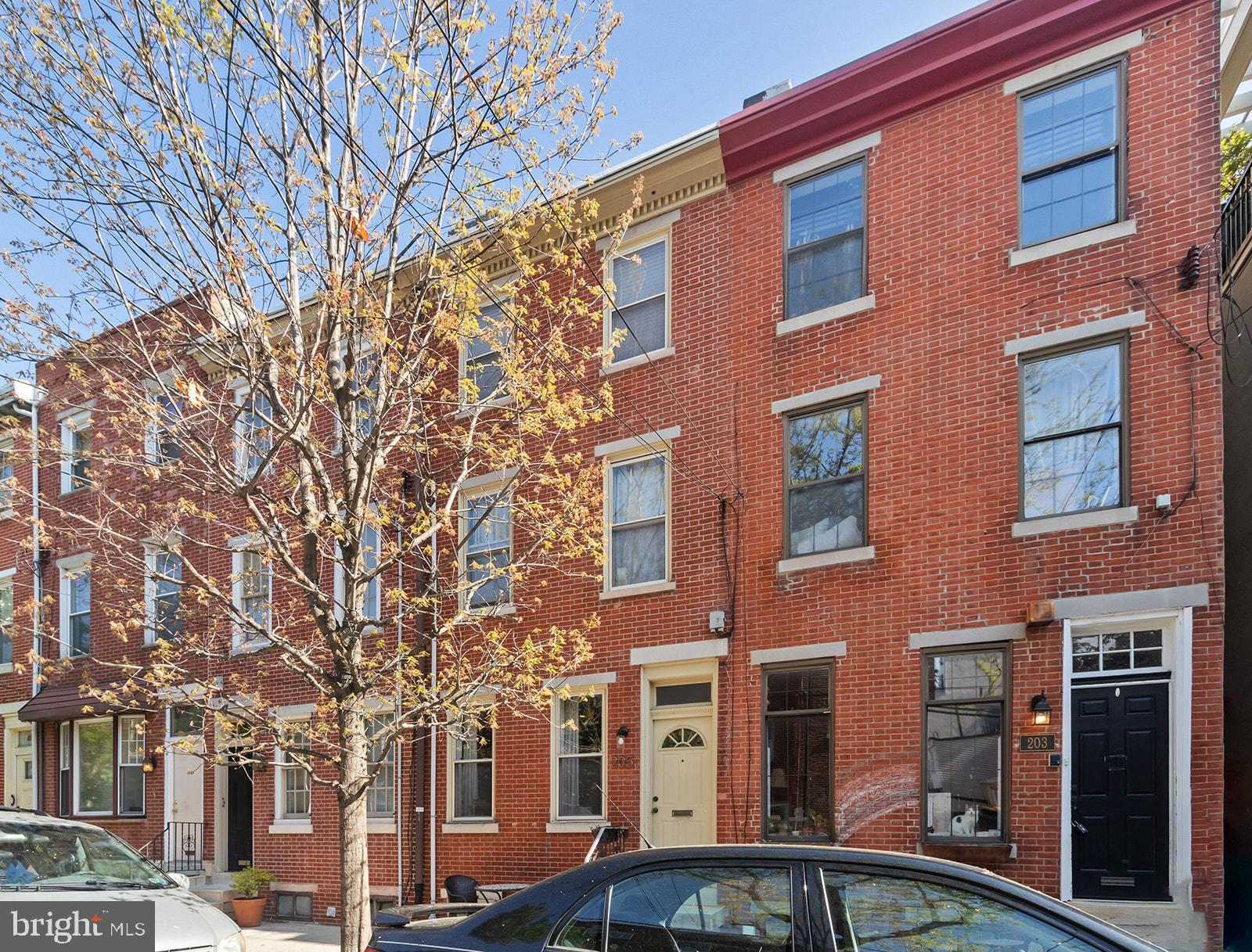 205 Carpenter Street Philadelphia, PA 19147 - Photo 2 of 28 Front facade