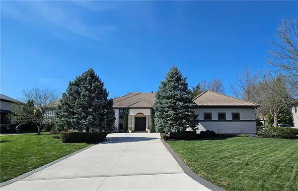 $1,695,000 | 4824 West 144th Terrace, Overland Park, KS 66224