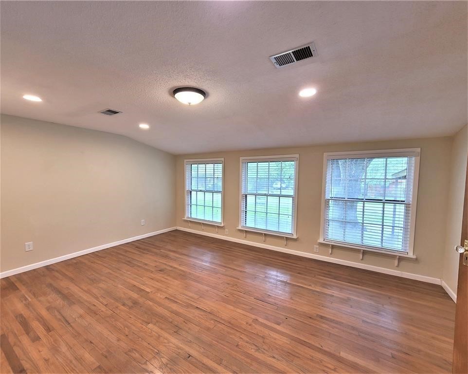 503 Riveredge Drive Richmond, TX 77406 - Photo 3 of 12