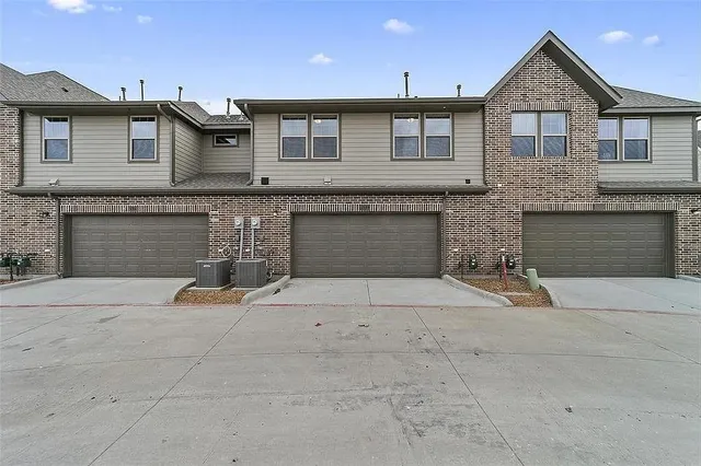 $423,000 | 1964 Sweetwater Lane, Allen, TX 75013