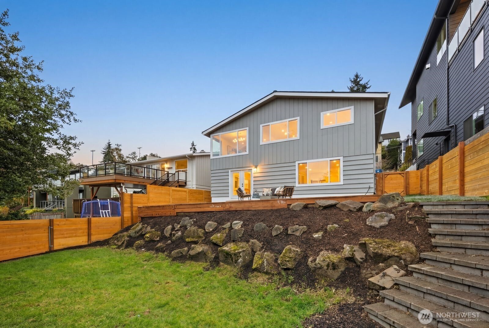 3232 26th Avenue West Seattle, WA 98199 - Photo 25 of 25
