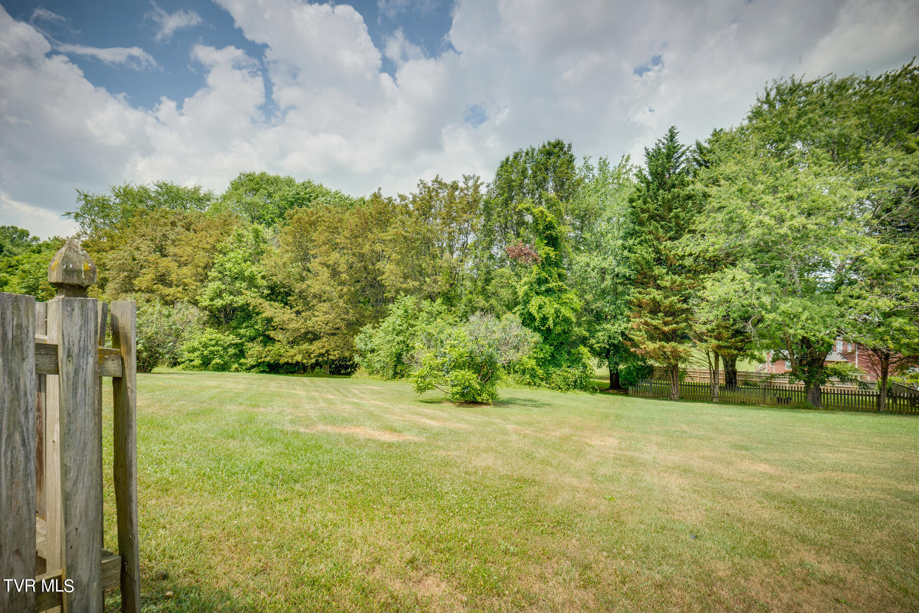 214 Pickens Road Kingsport, TN 37663 - Photo 35 of 35 035