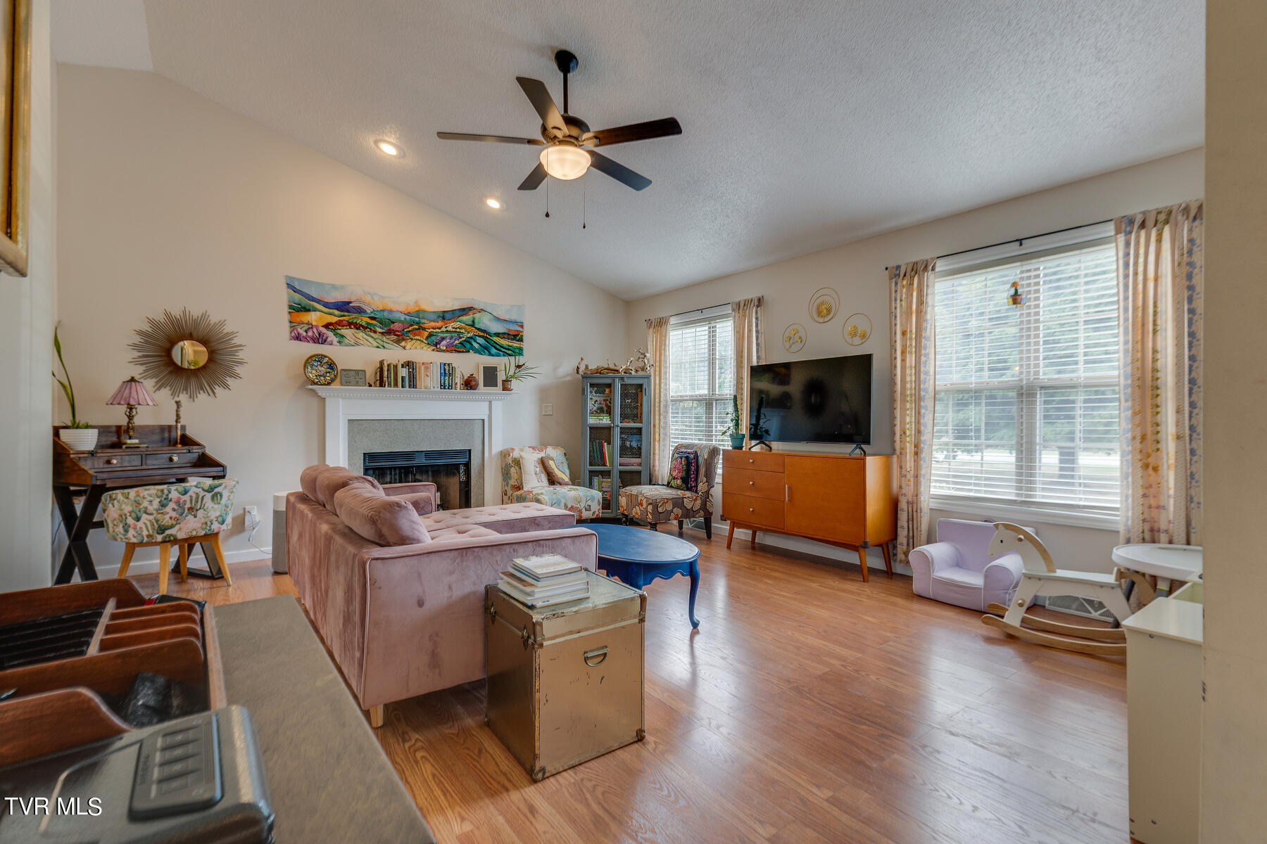 214 Pickens Road Kingsport, TN 37663 - Photo 6 of 35 006