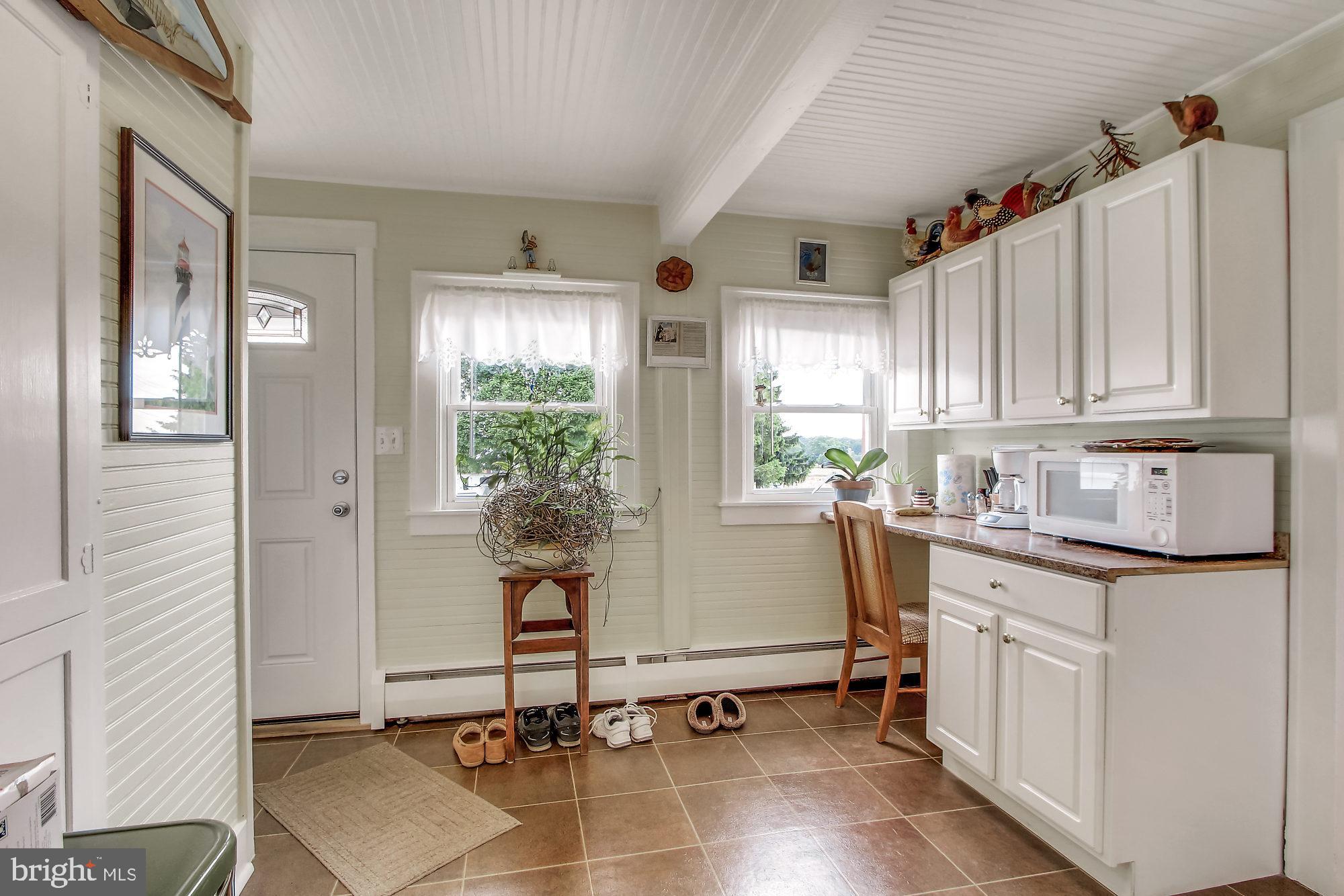 276 Campbell Road New Freedom, PA 17349 - Photo 3 of 27 Gallery Image 3