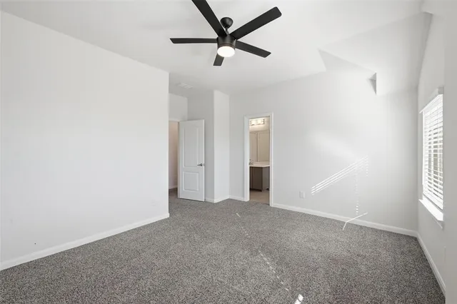 $2,600 | 804 Saratoga Road, Aubrey, TX 76227