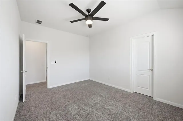 $2,600 | 804 Saratoga Road, Aubrey, TX 76227