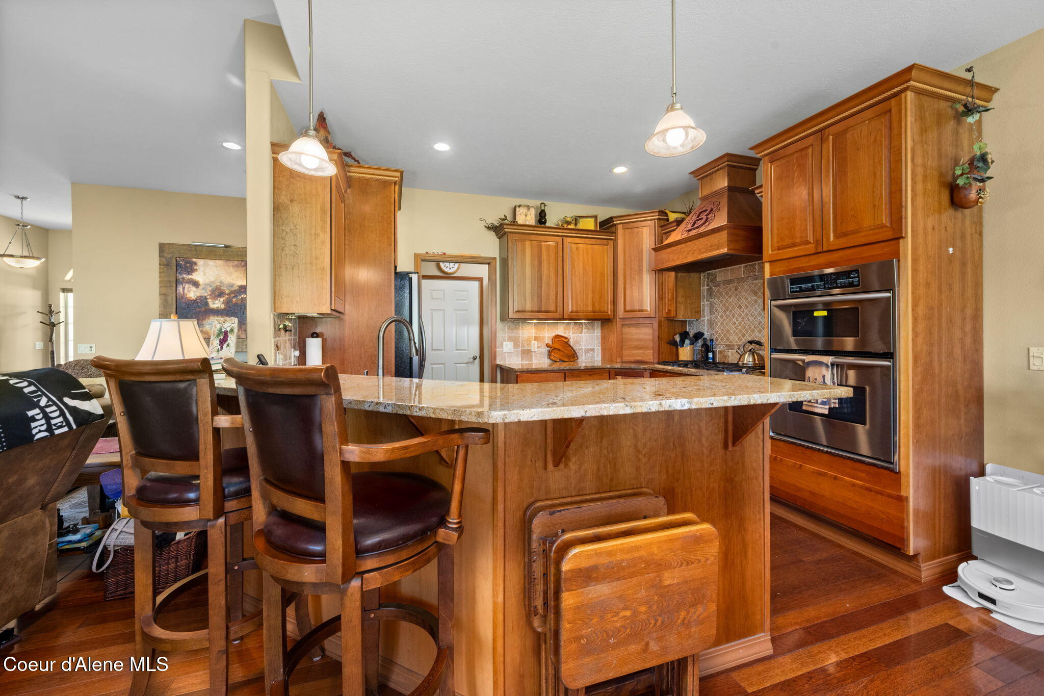5247 West Broken Tee Road Rathdrum, ID 83858 - Photo 14 of 49 Breakfast Bar