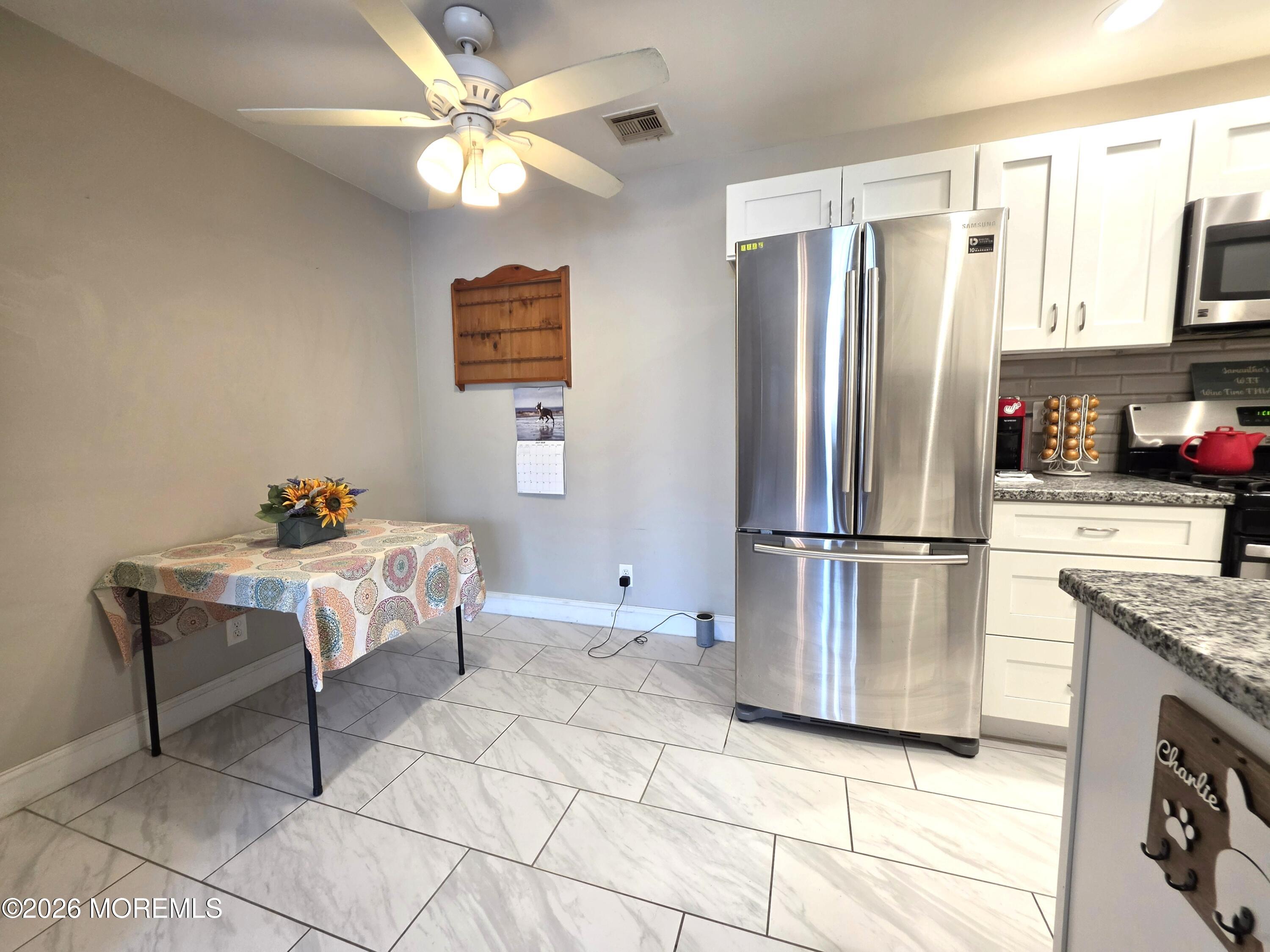 231 Atlantic Street, Unit 30 Keyport, NJ 07735 - Photo 9 of 30 9 dining