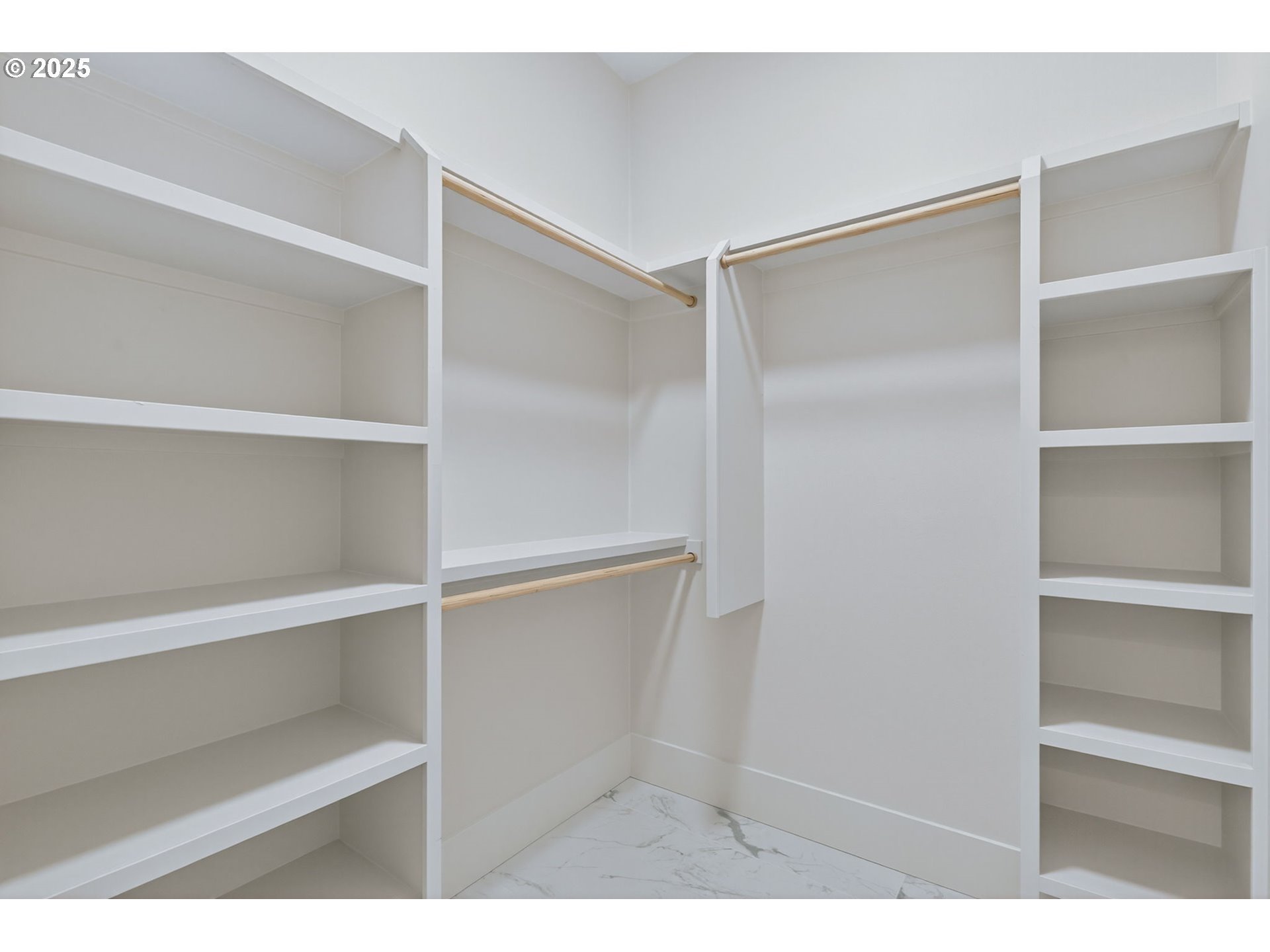 632 Southeast 35th Street Battle Ground, WA 98604 - Photo 22 of 34 a view of an empty walk in closet