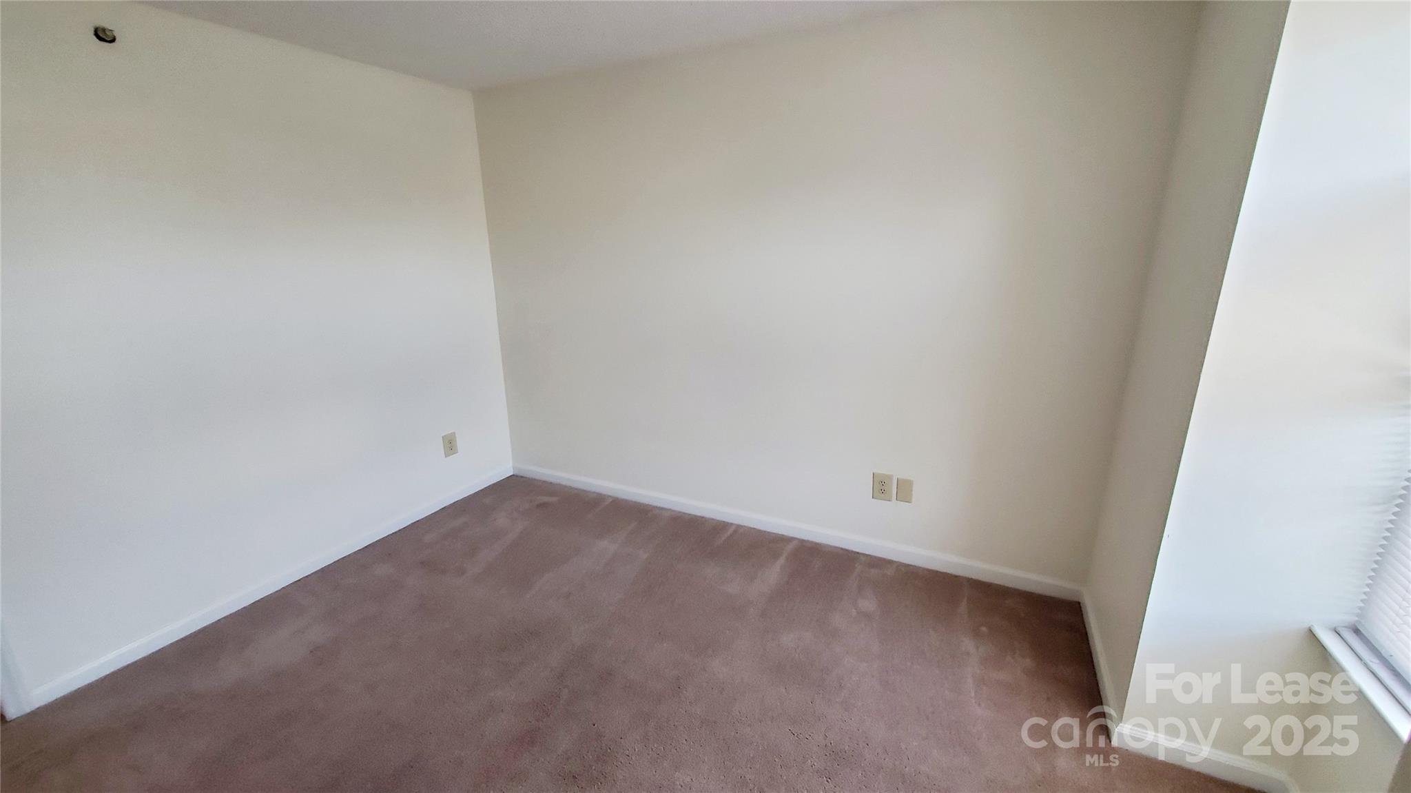 1610 Arlyn Circle Charlotte, NC 28213 - Photo 15 of 25 a view of an empty room