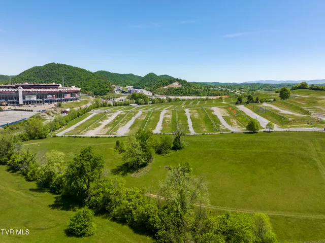 $2,000,000 | 191 White Top Road, Bluff City, TN 37618