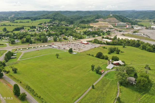 $2,000,000 | 191 White Top Road, Bluff City, TN 37618