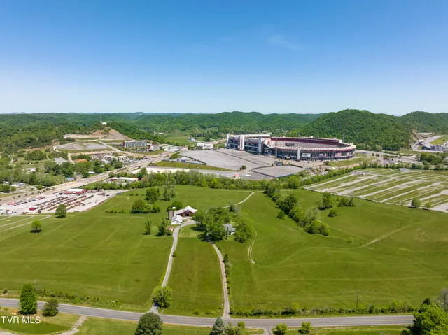$2,000,000 | 191 White Top Road, Bluff City, TN 37618
