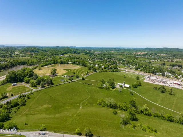 $2,000,000 | 191 White Top Road, Bluff City, TN 37618