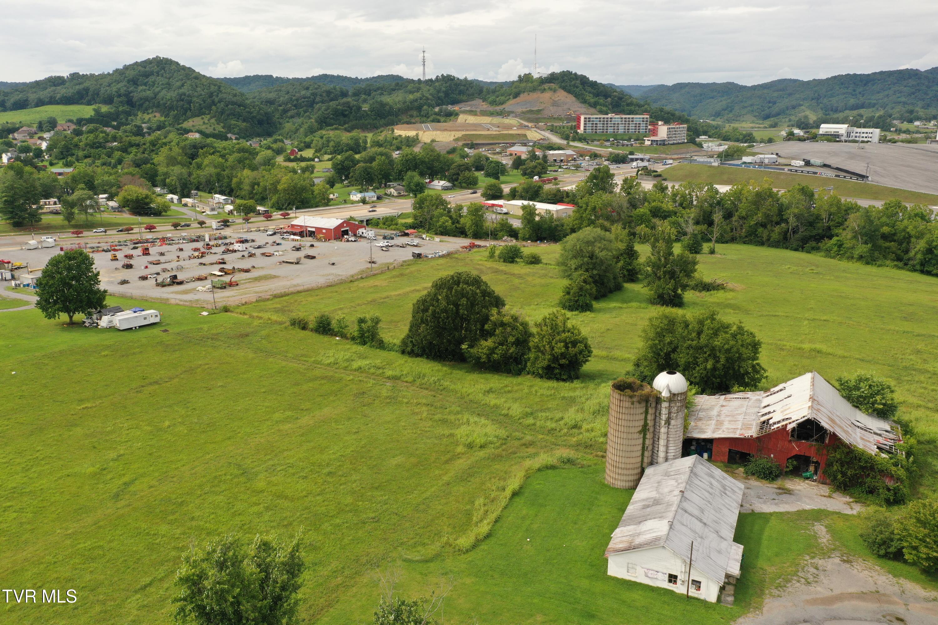 191 White Top Road Bluff City, TN 37618 - Photo 7 of 44 DJI_0025