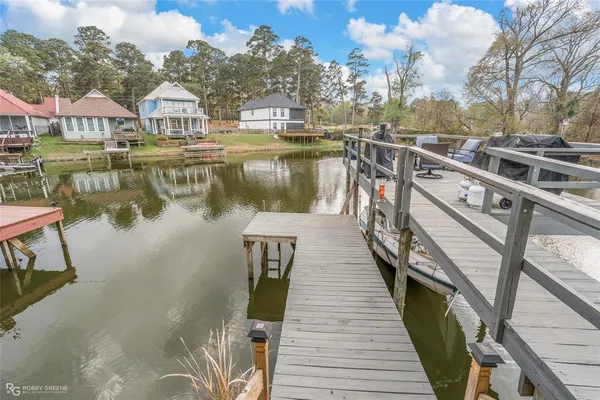 a view of a lake with houses