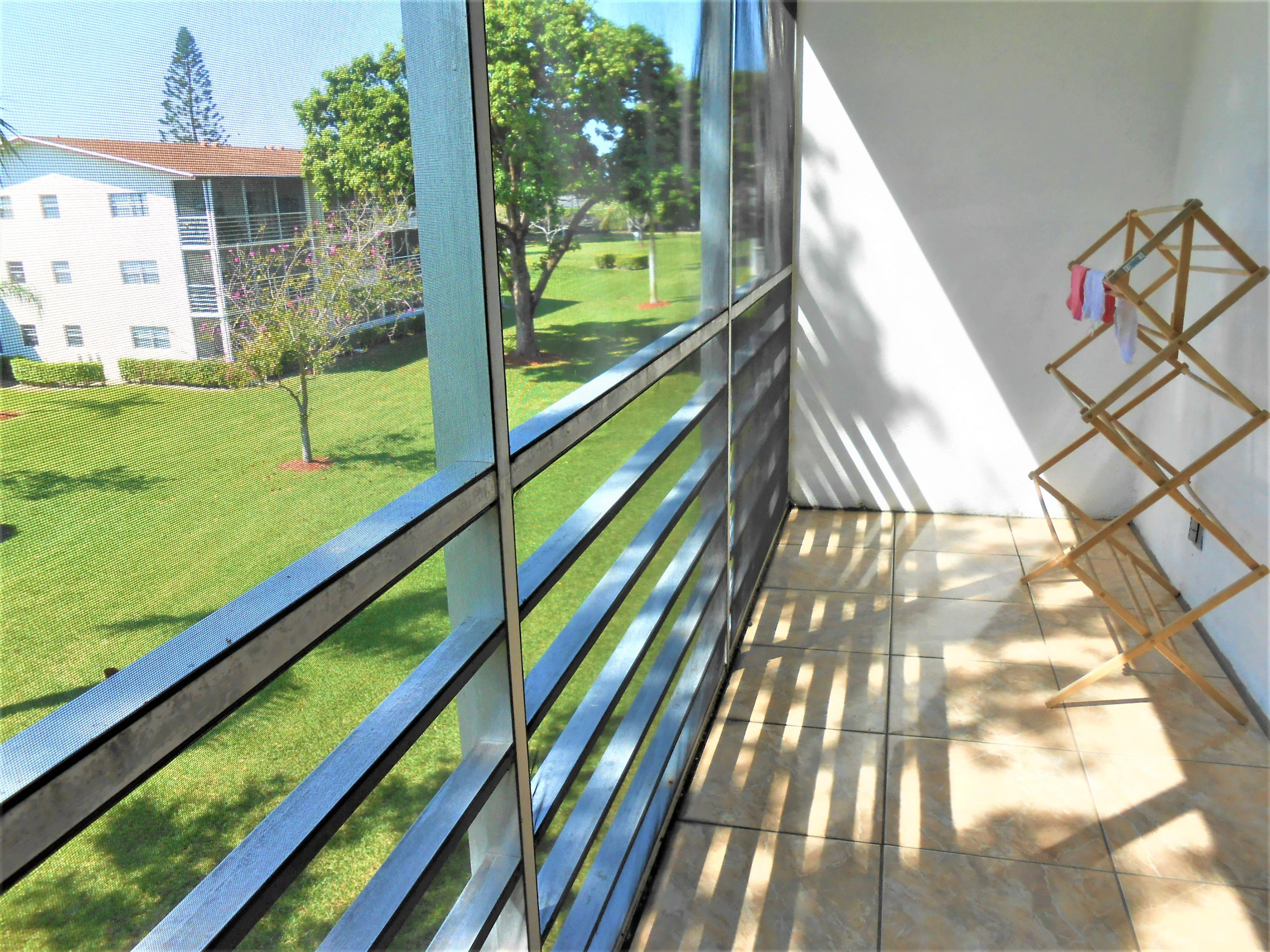 250 Suffolk F Boca Raton, FL 33434 - Photo 13 of 14 DSCN1066