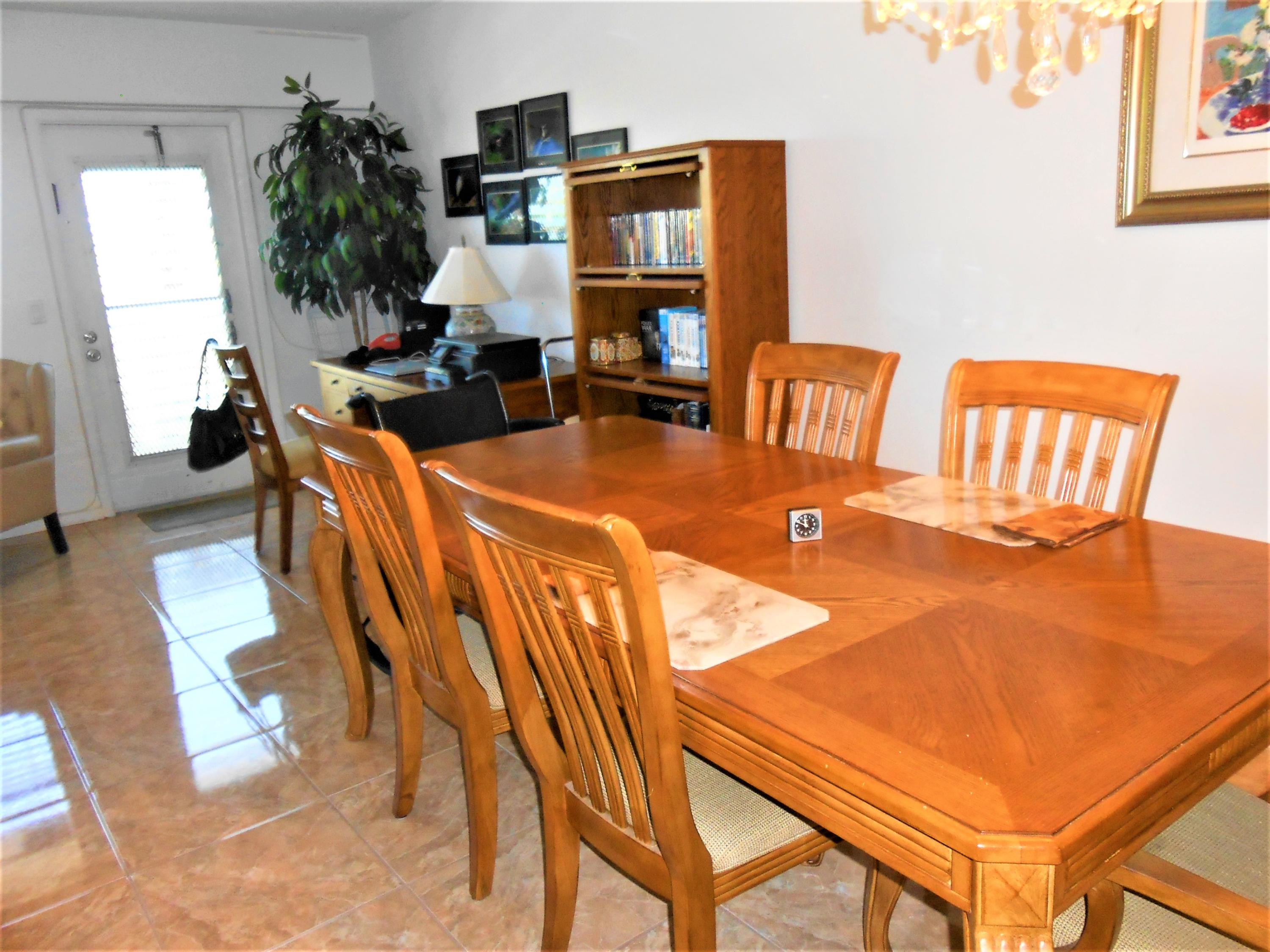 250 Suffolk F Boca Raton, FL 33434 - Photo 6 of 14 DSCN1075