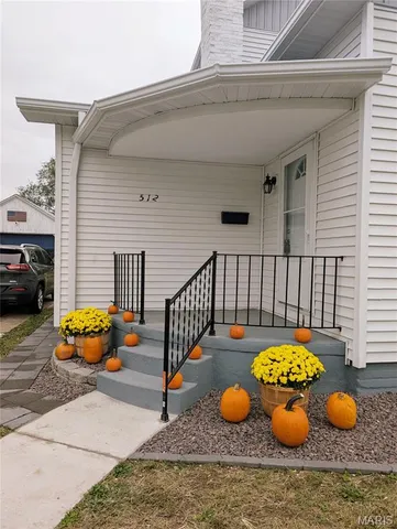 $239,000 | 512 West Harris Avenue, Greenville, IL 62246