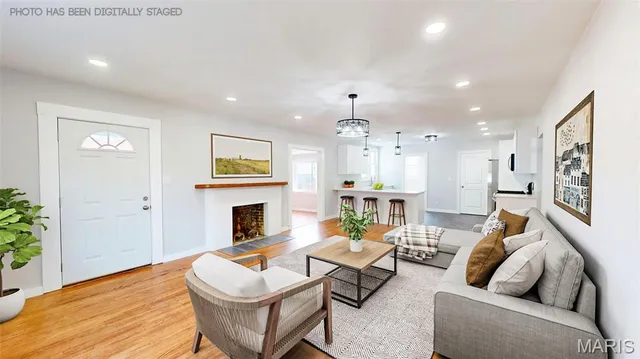 $239,000 | 512 West Harris Avenue, Greenville, IL 62246