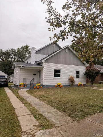 $239,000 | 512 West Harris Avenue, Greenville, IL 62246