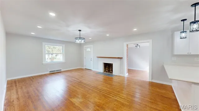 $239,000 | 512 West Harris Avenue, Greenville, IL 62246