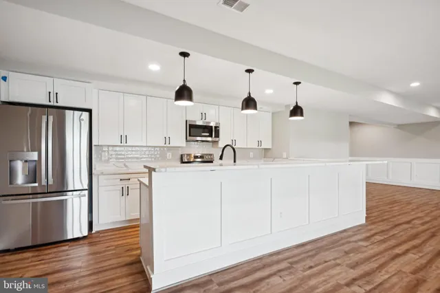 $1,399,000 | 25 Rock Island Ridge Lake, Mineral, VA 23117