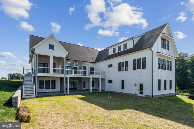 $1,399,000 | 25 Rock Island Ridge Lake, Mineral, VA 23117