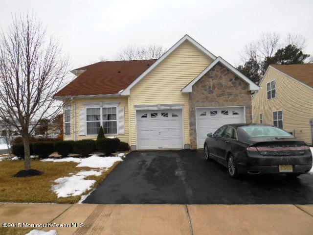 87 Maypink Lane Howell, NJ 07731 - Photo 1 of 25 87 Mayfair front 2