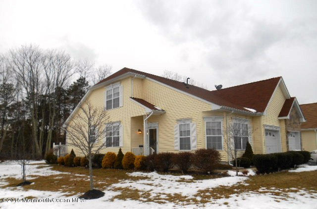 87 Maypink Lane Howell, NJ 07731 - Photo 2 of 25 87 Mayfair front corner