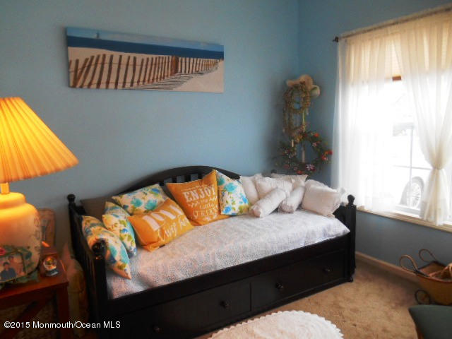 87 Maypink Lane Howell, NJ 07731 - Photo 14 of 25 87 Maypink bedroom 2 closeup
