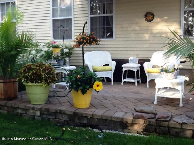 87 Maypink Lane Howell, NJ 07731 - Photo 21 of 25 87 mayfair patio