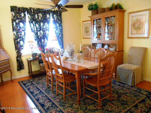 87 Maypink Lane Howell, NJ 07731 - Photo 6 of 25 87 Maypink dining room