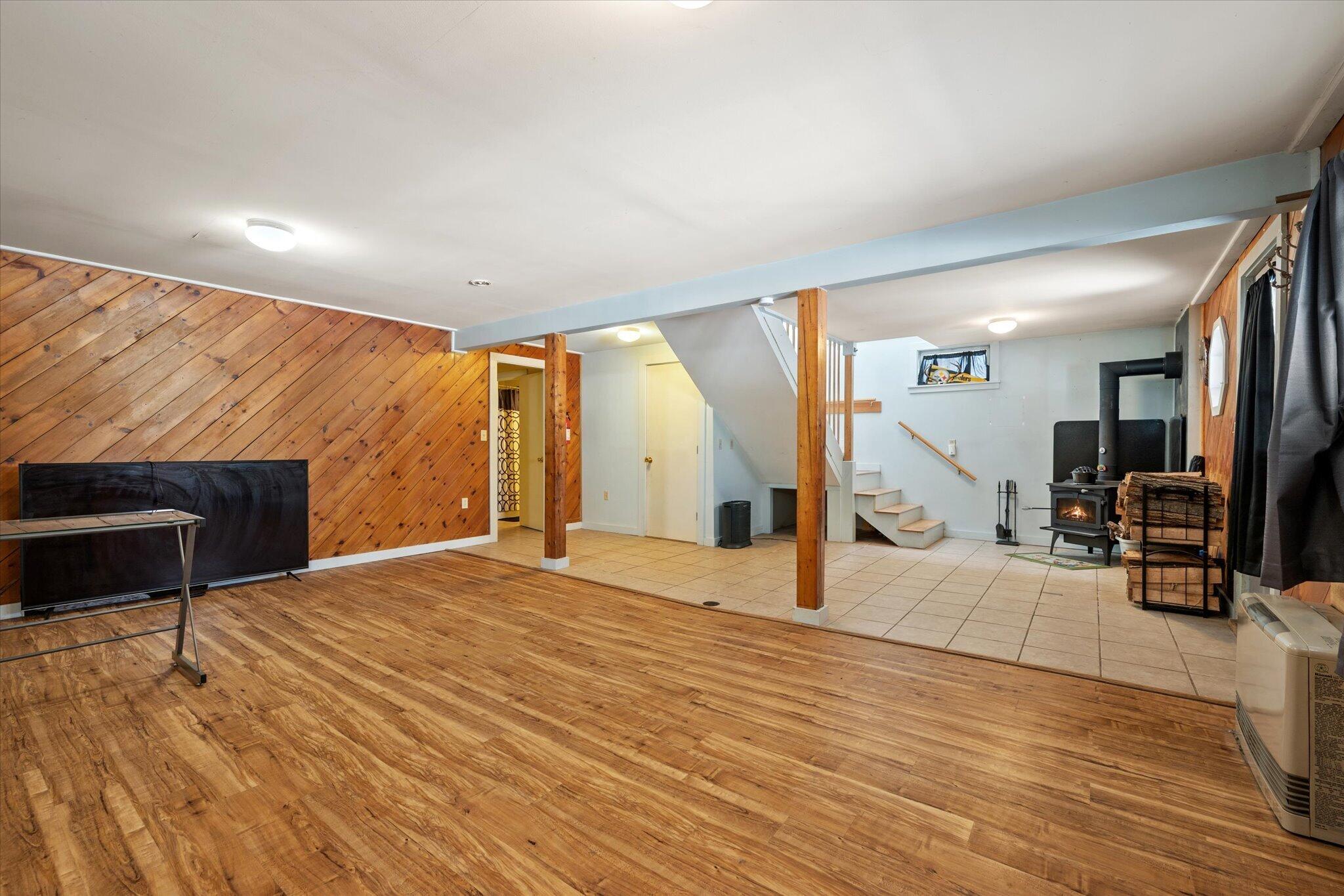 36 McKinnon Road Bucksport, VIC 3204 - Photo 26 of 46 26-Living Room