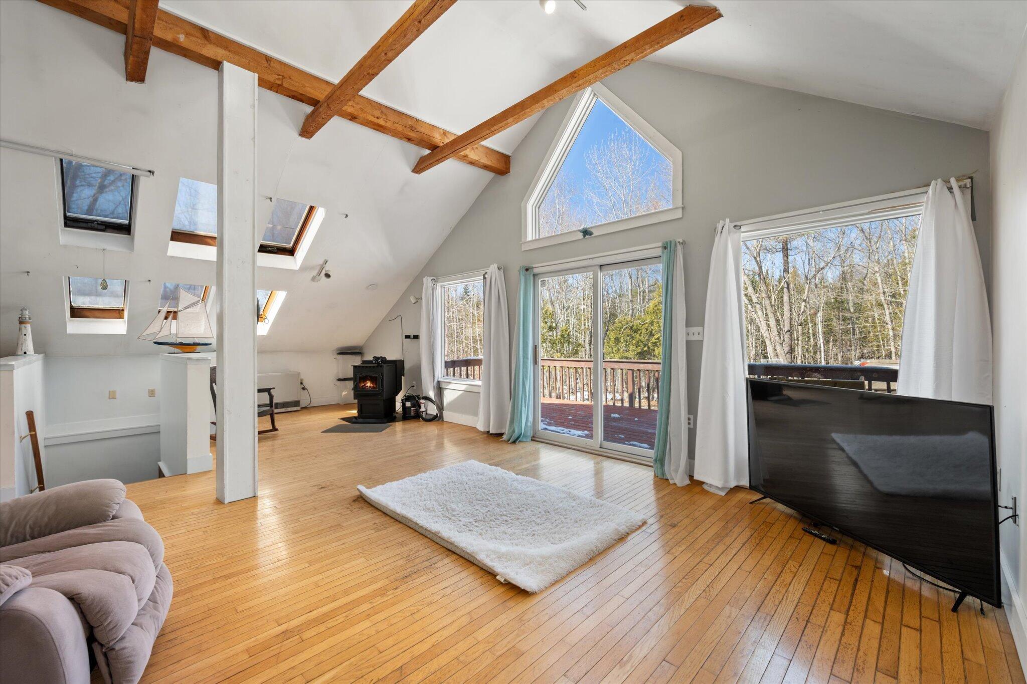 36 McKinnon Road Bucksport, VIC 3204 - Photo 8 of 46 08-Family Room