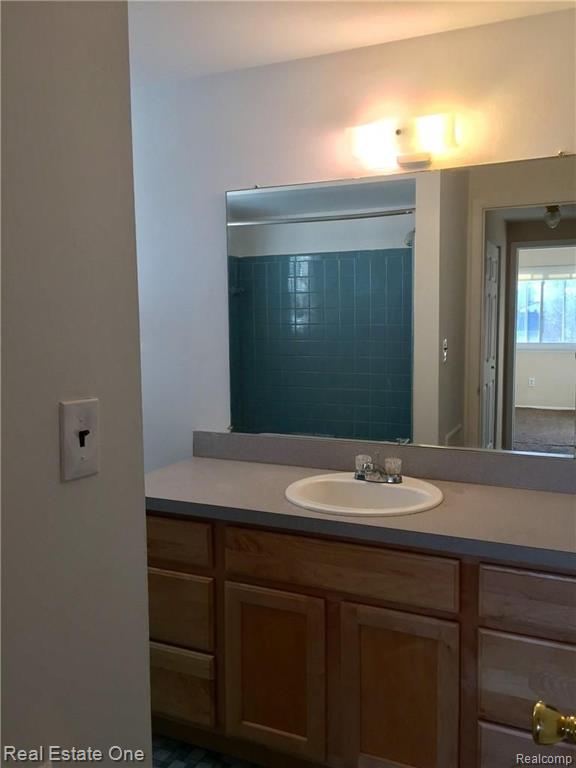 15100 West Nine Mile Road Oak Park, MI 48237 - Photo 16 of 21