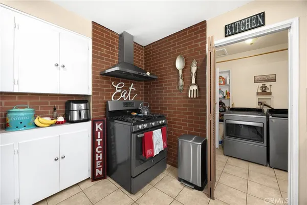 $865,000 | 515 West Erna Avenue, La Habra, CA 90631