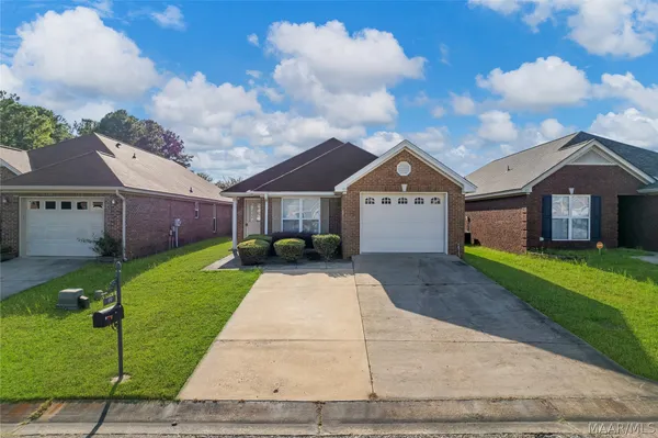 $235,000 | 99 Turtle Drive, Elmore, AL 36025