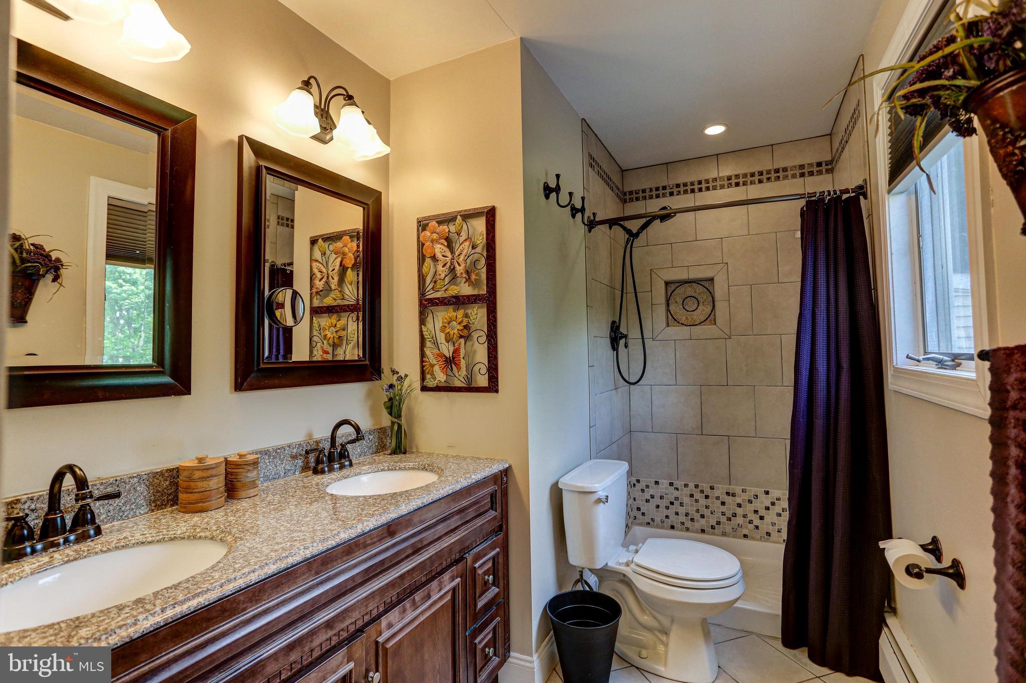 126 Cedar Hill Road Chalfont, PA 18914 - Photo 42 of 64 Master Bath