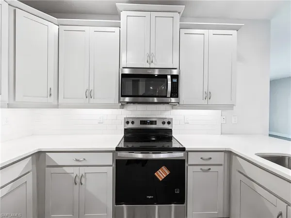 $2,750 | 1078 Rolling Brook Lane, Naples, FL 34114