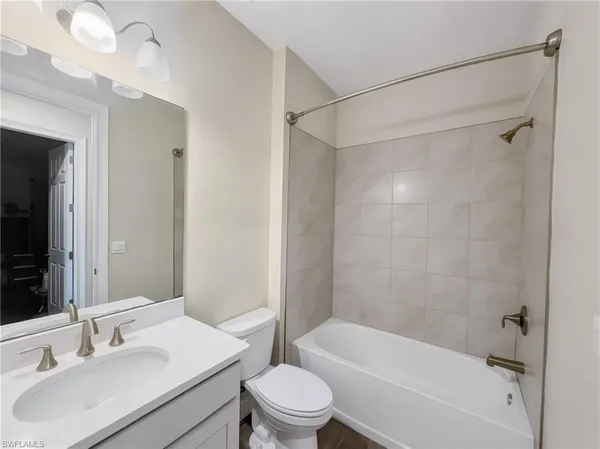 $2,750 | 1078 Rolling Brook Lane, Naples, FL 34114
