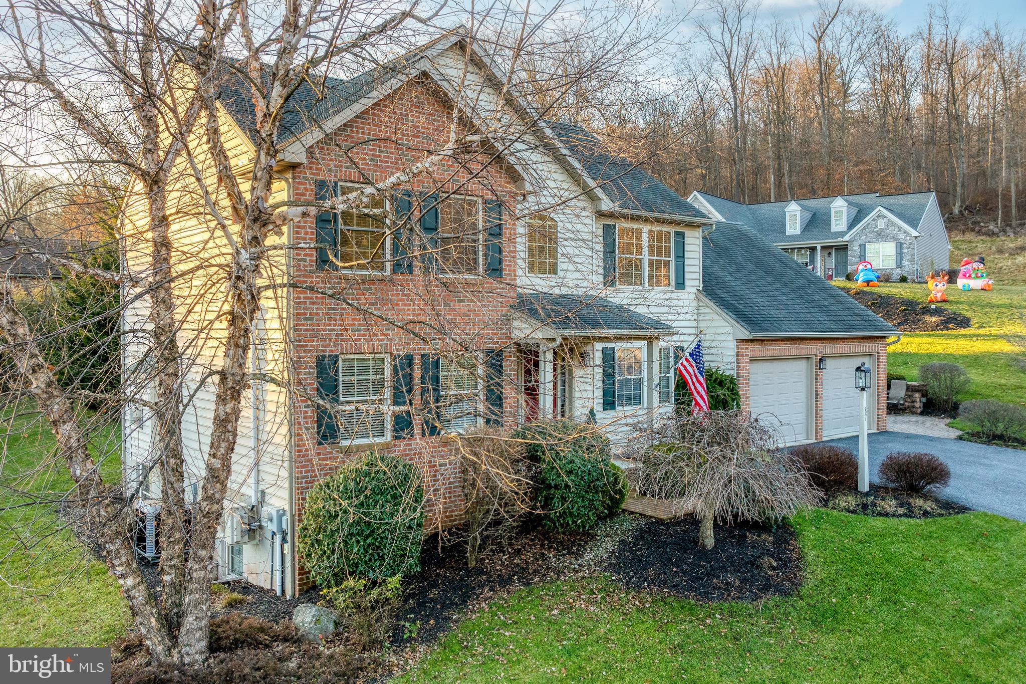 87 Evergreen Road Adamstown, PA 19501 - Photo 3 of 49 Gallery Image 3