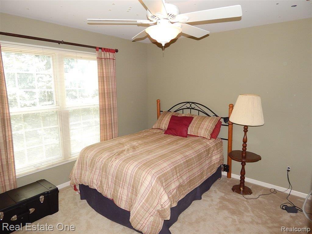 1690 Foresthill Drive Rochester, MI 48306 - Photo 15 of 21 guest br.JPG