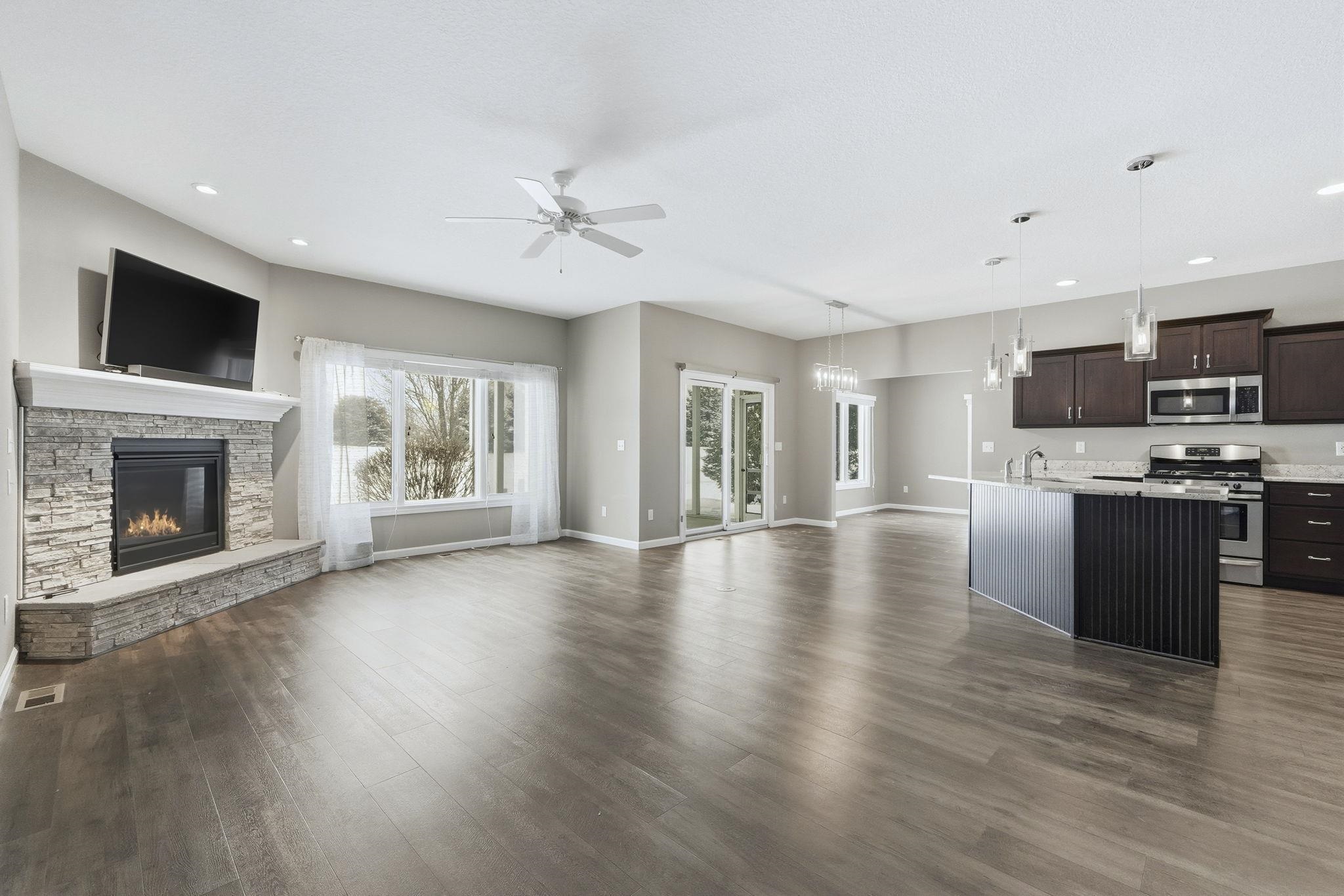 16205 Ballantyne Trail Huntertown, IN 46748 - Photo 2 of 35